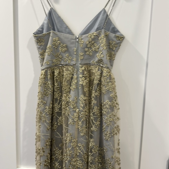 Self Portrait Floral Embroidered Mesh Midi Dress - threedaughtersproperties.com Self Portrait Floral Embroidered Mesh Midi Dress - threedaughtersproperties.com